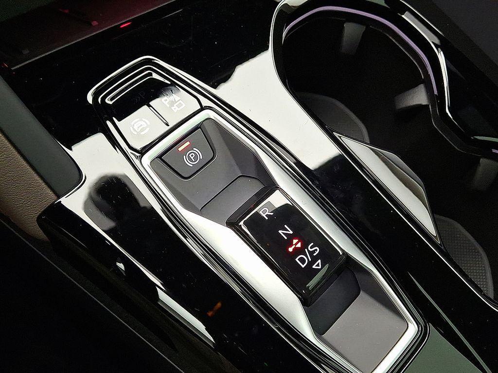 new 2025 Audi Q5 car, priced at $59,030