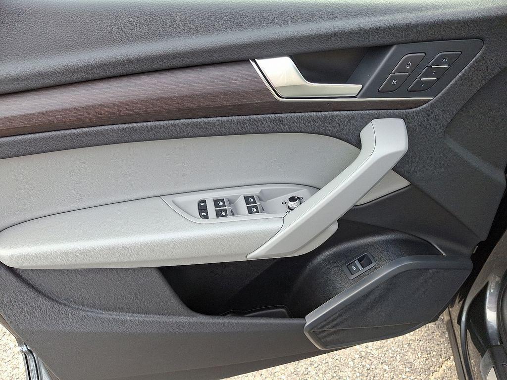 used 2024 Audi Q5 car, priced at $37,996