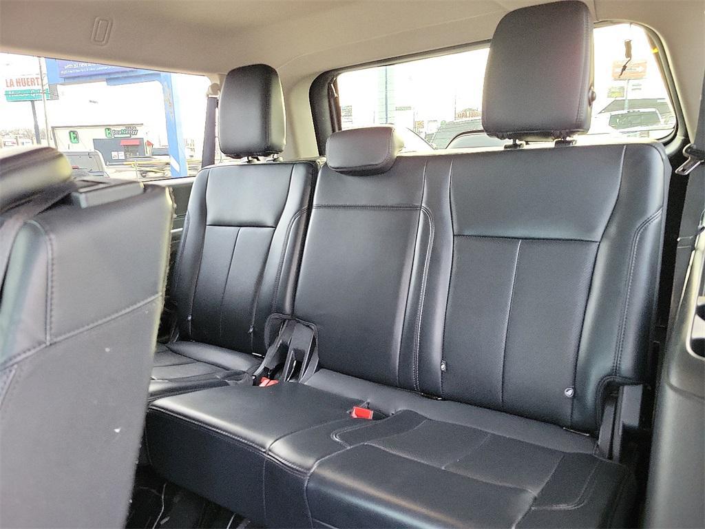 used 2024 Ford Expedition car, priced at $41,263