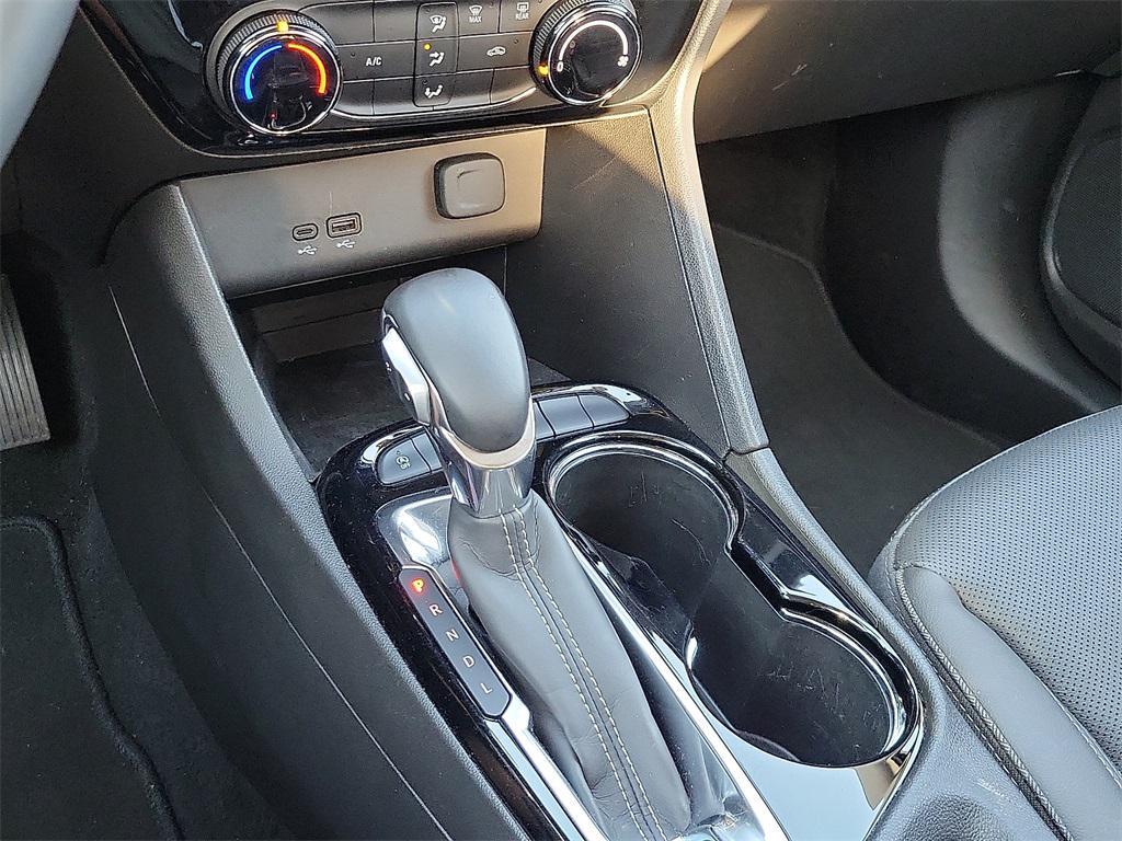 used 2024 Buick Encore GX car, priced at $22,160