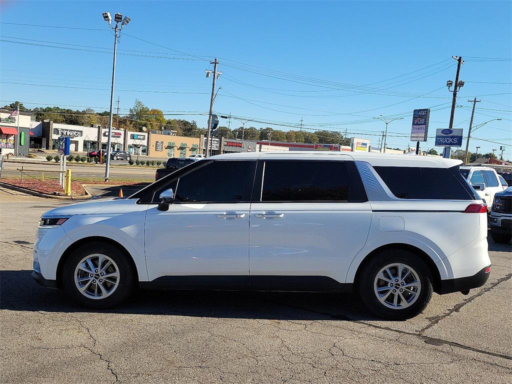 used 2024 Kia Carnival car, priced at $27,886