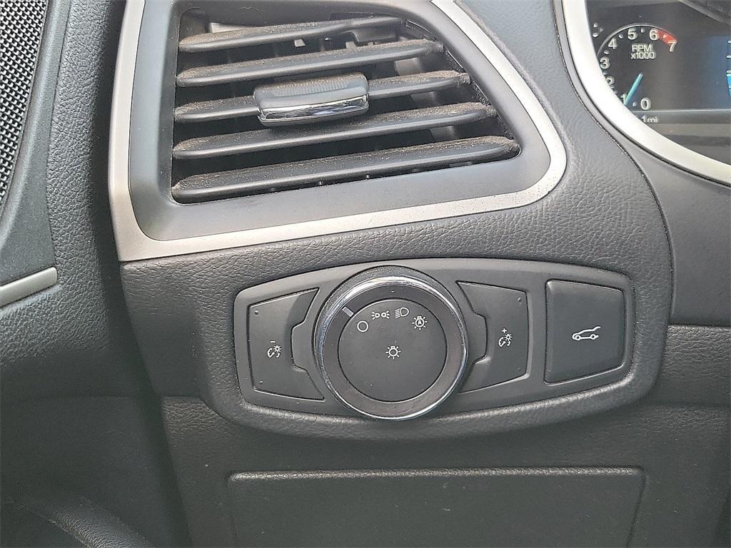 used 2018 Ford Edge car, priced at $11,902