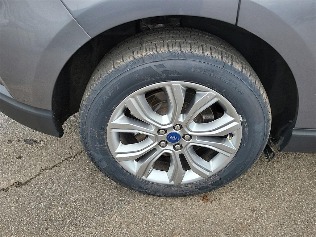 used 2022 Ford Edge car, priced at $20,100