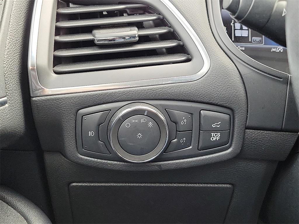 used 2022 Ford Edge car, priced at $20,100