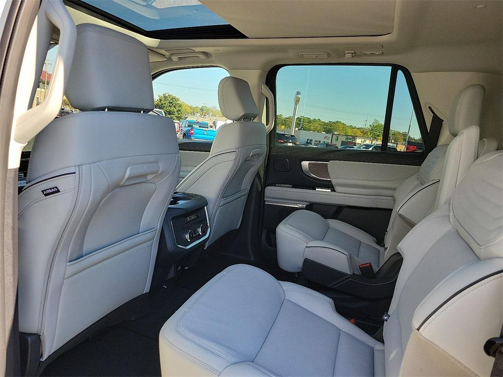 new 2025 Ford Expedition Max car, priced at $86,027