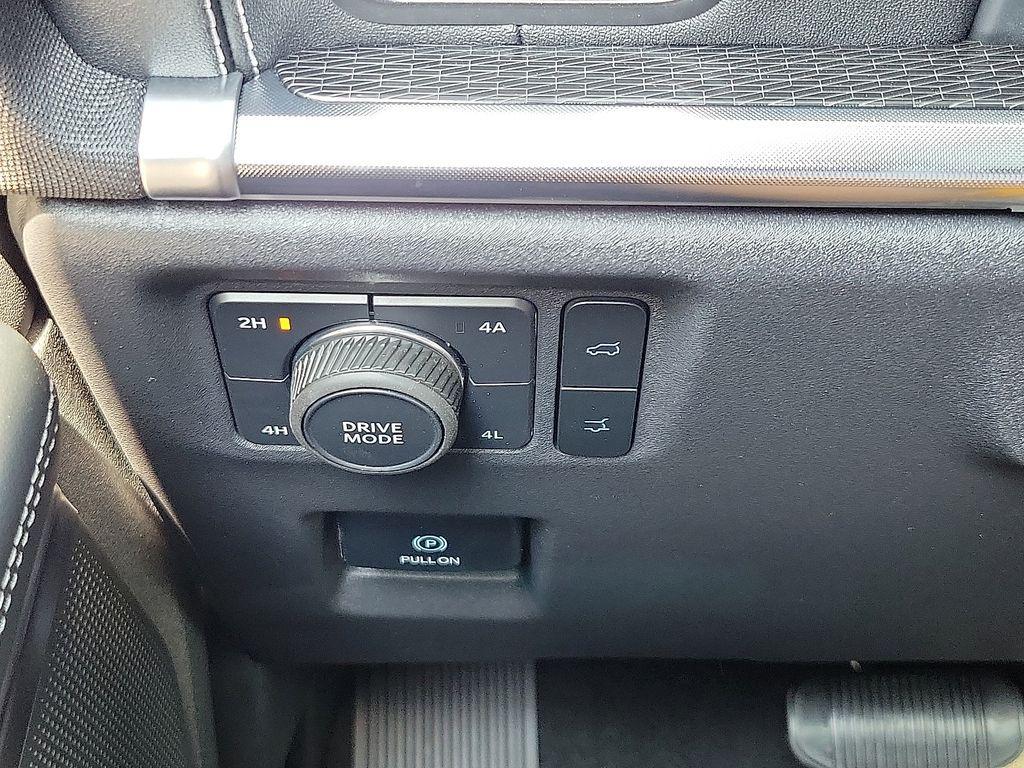 new 2025 Ford Expedition Max car, priced at $84,397