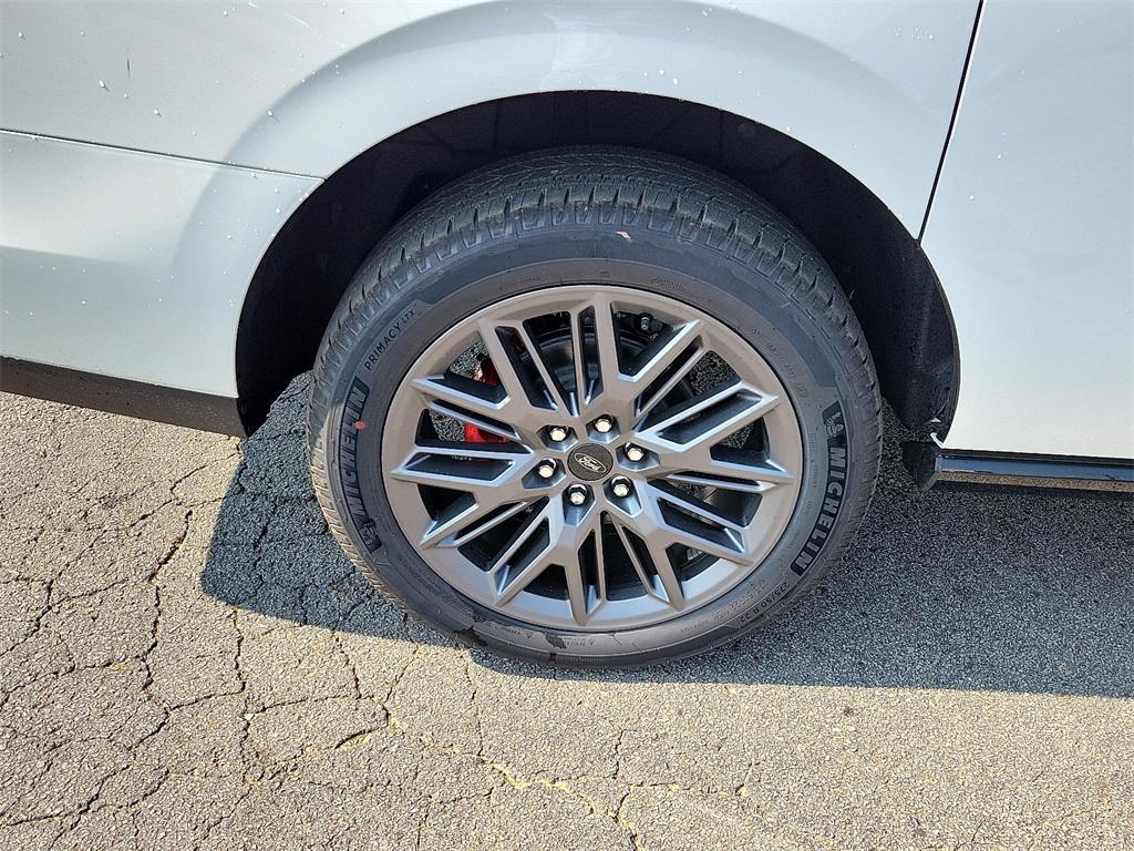 new 2025 Ford Expedition Max car, priced at $83,397