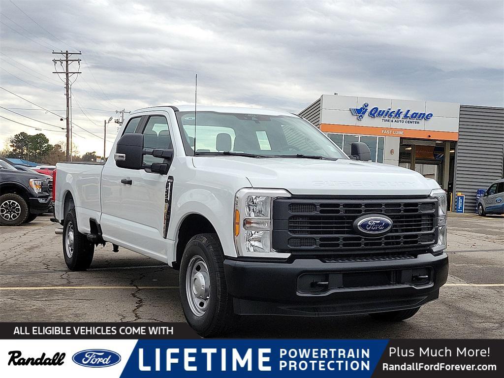new 2025 Ford F-250 car, priced at $40,800