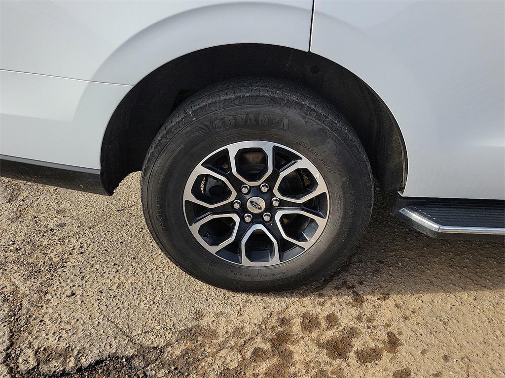 used 2022 Ford Expedition car, priced at $37,987