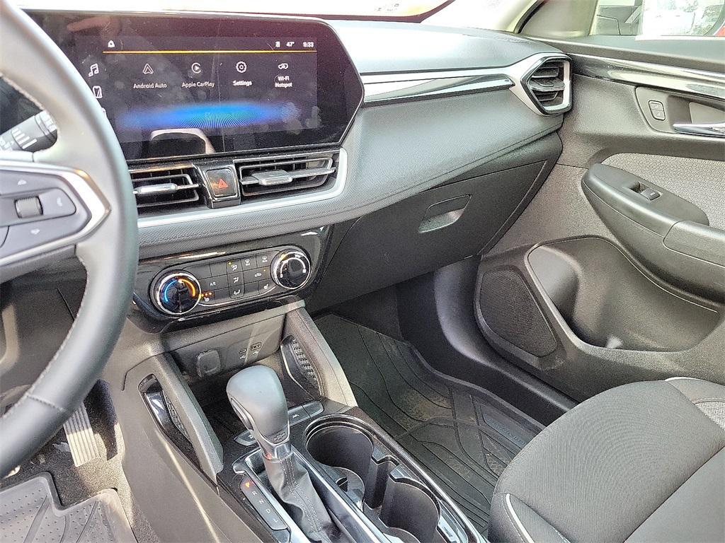 used 2024 Chevrolet TrailBlazer car, priced at $23,737