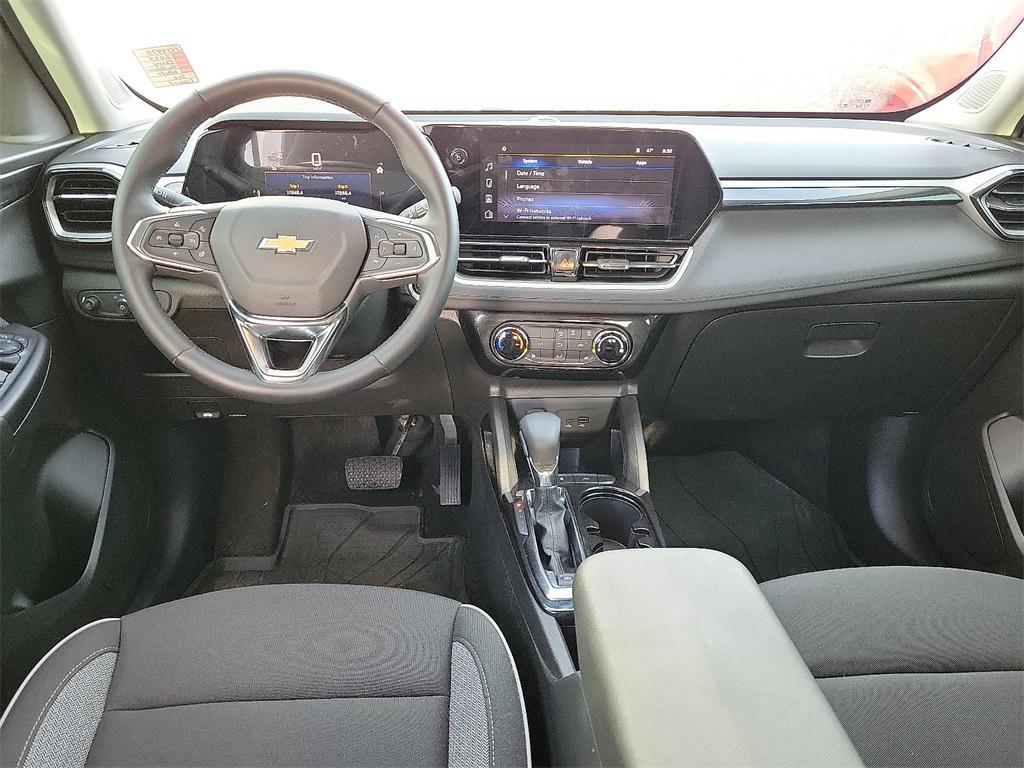 used 2024 Chevrolet TrailBlazer car, priced at $23,737