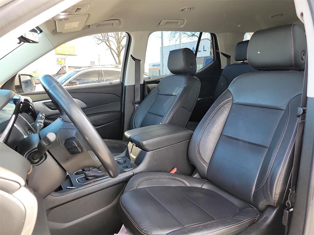 used 2019 Chevrolet Traverse car, priced at $19,928