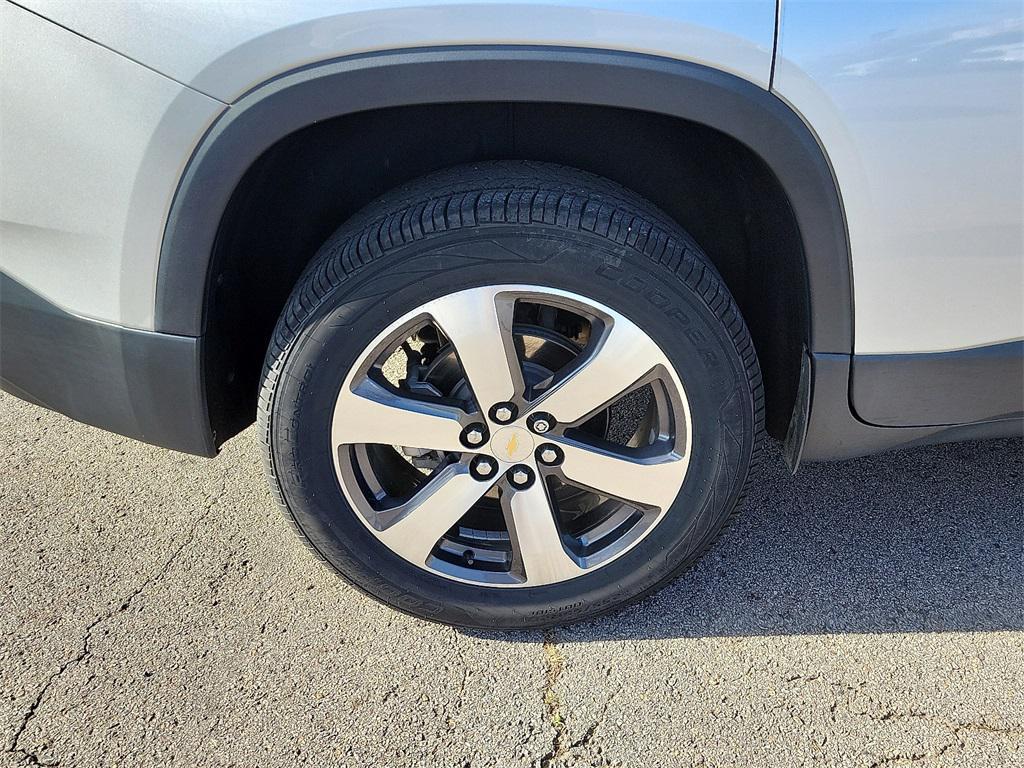 used 2019 Chevrolet Traverse car, priced at $19,928