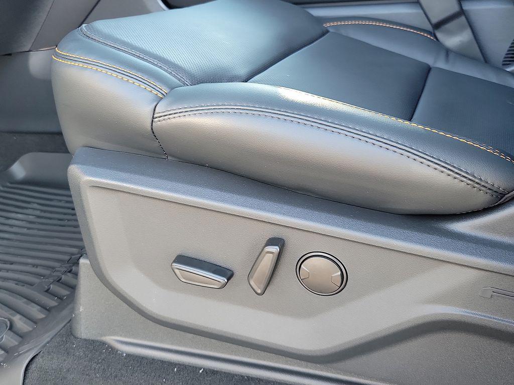 new 2026 Ford Expedition car, priced at $81,226