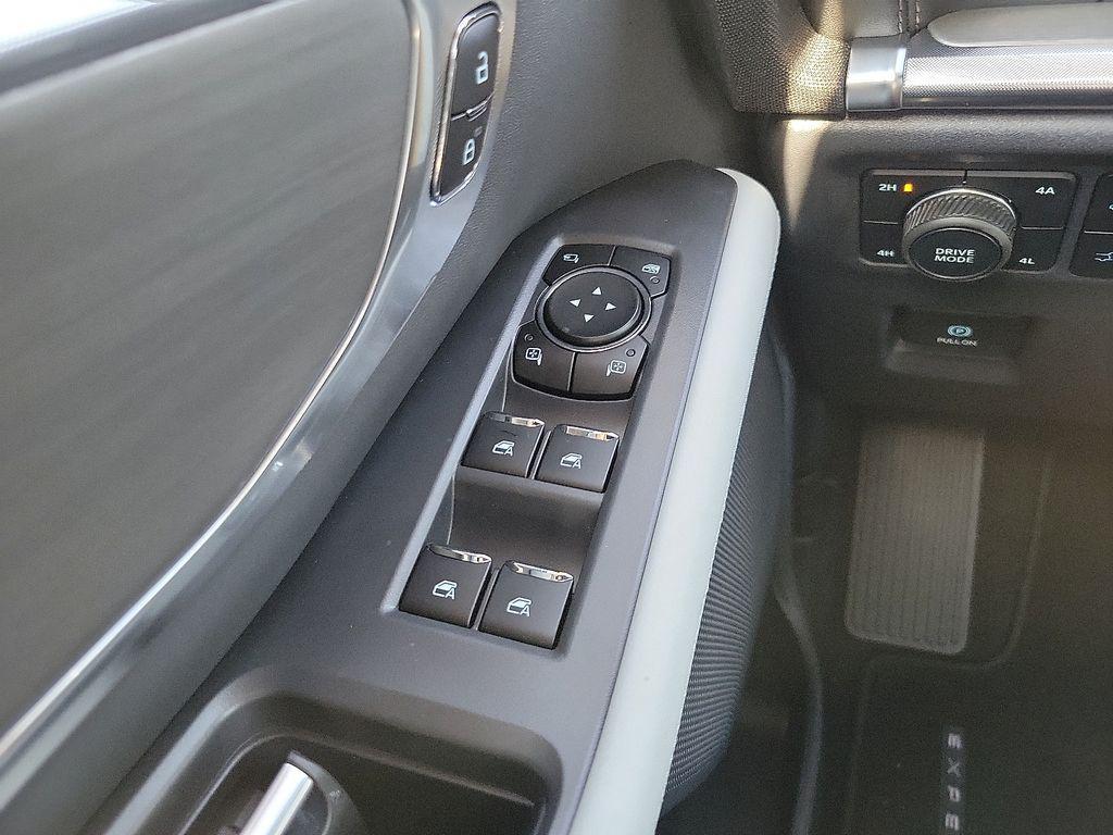 new 2025 Ford Expedition Max car, priced at $79,417