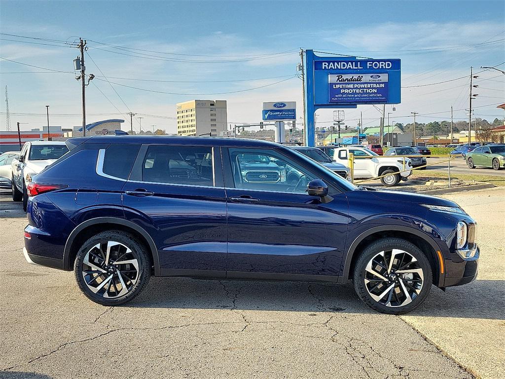 used 2024 Mitsubishi Outlander car, priced at $25,336