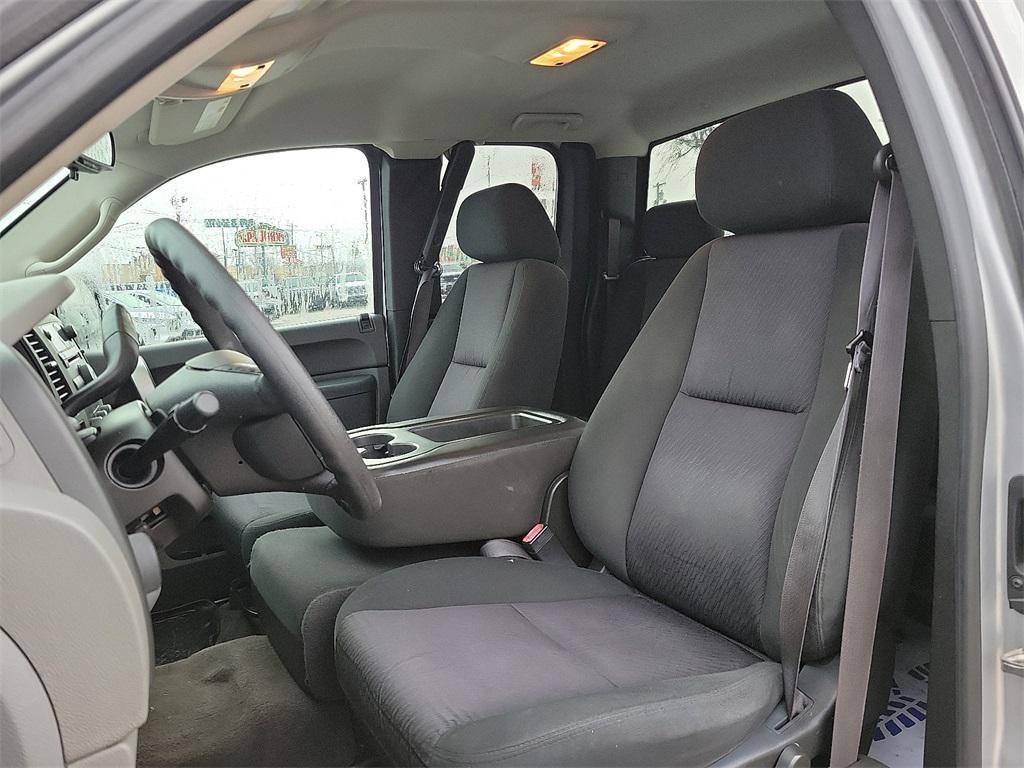 used 2013 Chevrolet Silverado 1500 car, priced at $16,144