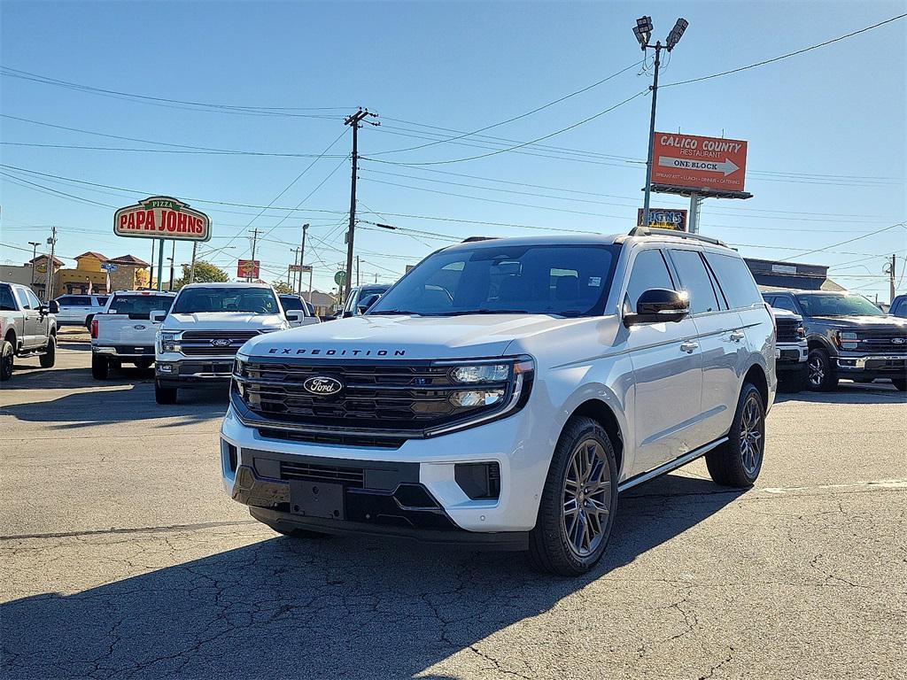 new 2025 Ford Expedition car, priced at $78,498