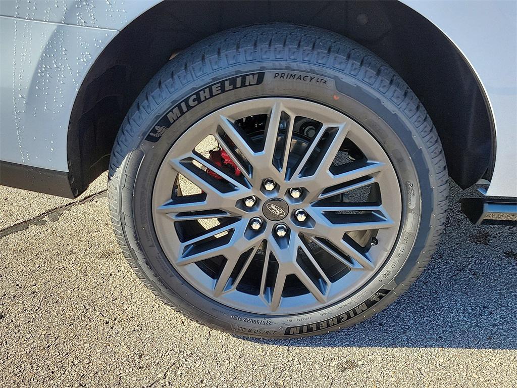 new 2025 Ford Expedition car, priced at $78,498