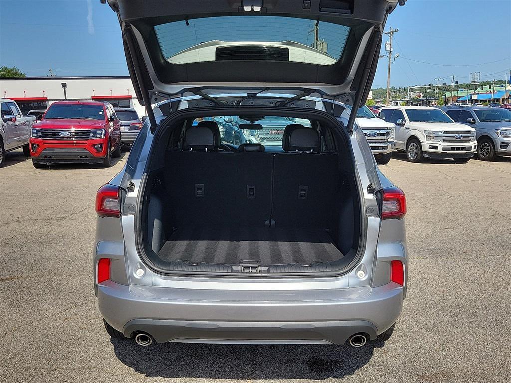 used 2023 Ford Escape car, priced at $18,287