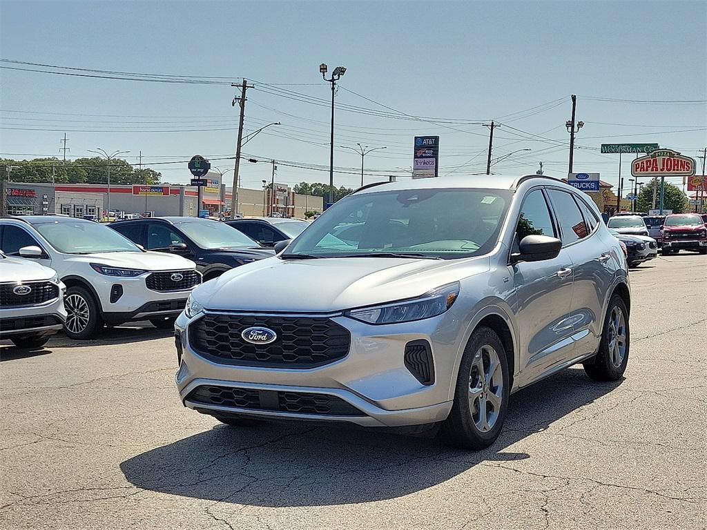 used 2023 Ford Escape car, priced at $18,287
