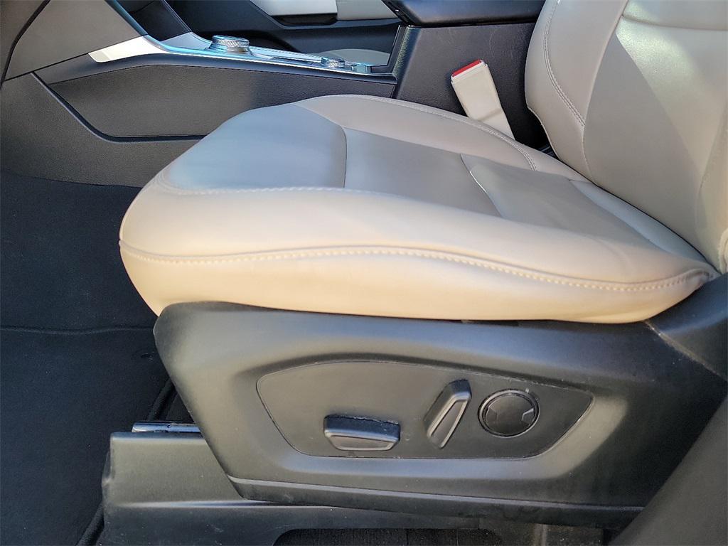 used 2023 Ford Explorer car, priced at $22,300