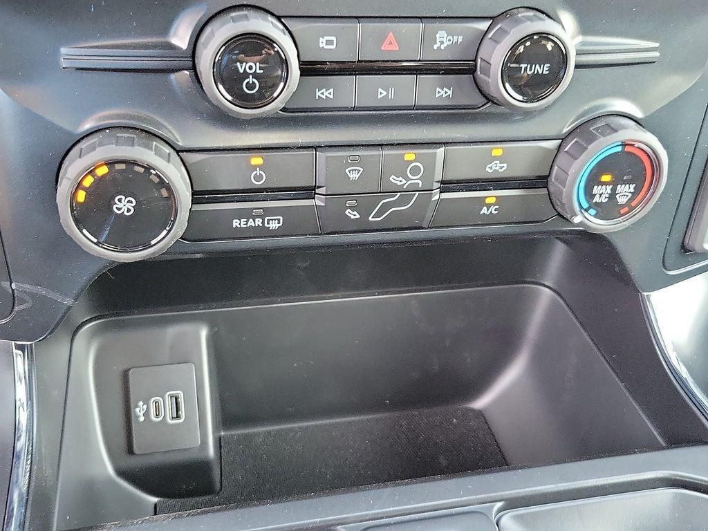 new 2026 Ford F-150 car, priced at $46,040