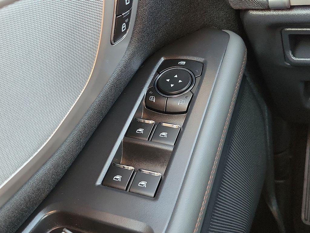 used 2025 Ford Expedition car, priced at $57,696