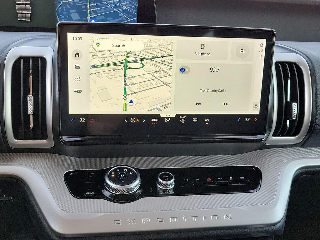 used 2025 Ford Expedition car, priced at $57,696