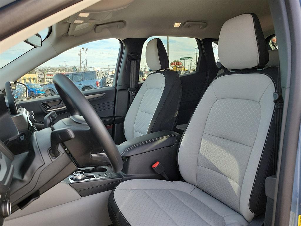 new 2026 Ford Escape car, priced at $29,900