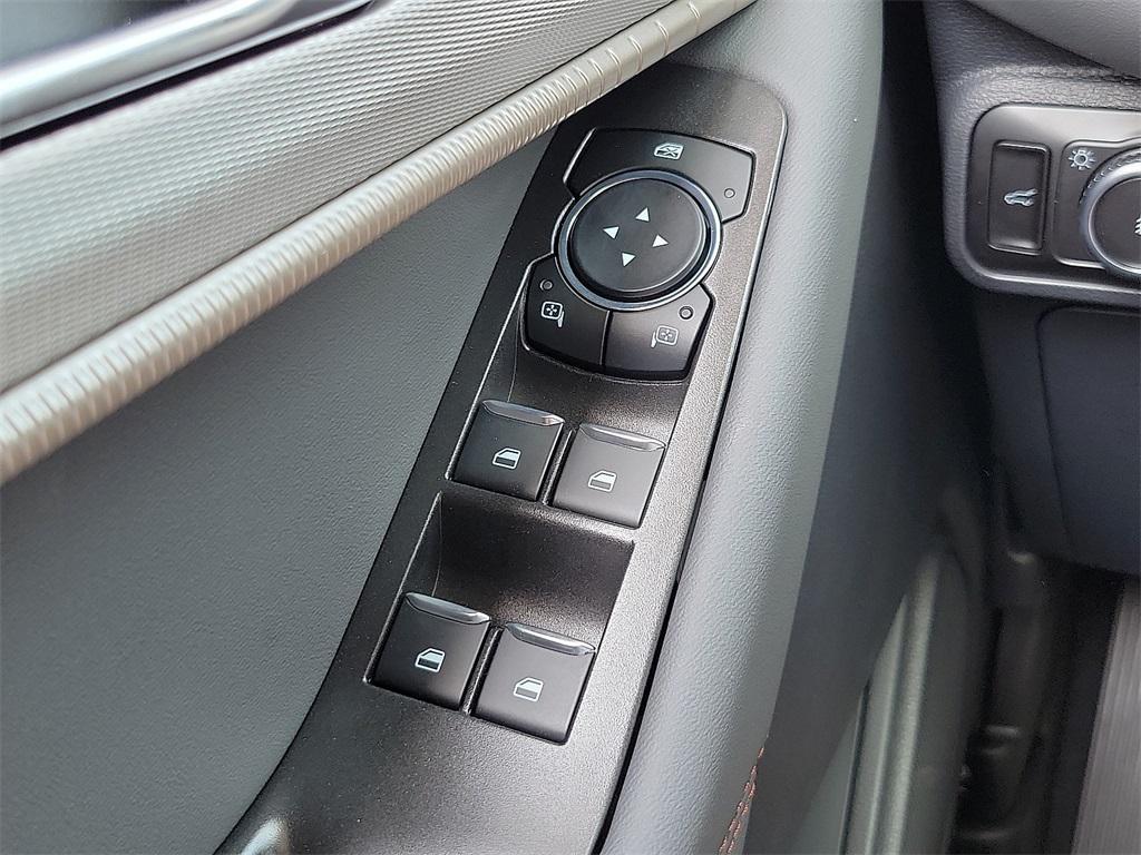 new 2025 Ford Explorer car, priced at $45,728