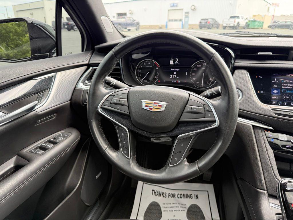 used 2021 Cadillac XT5 car, priced at $27,744