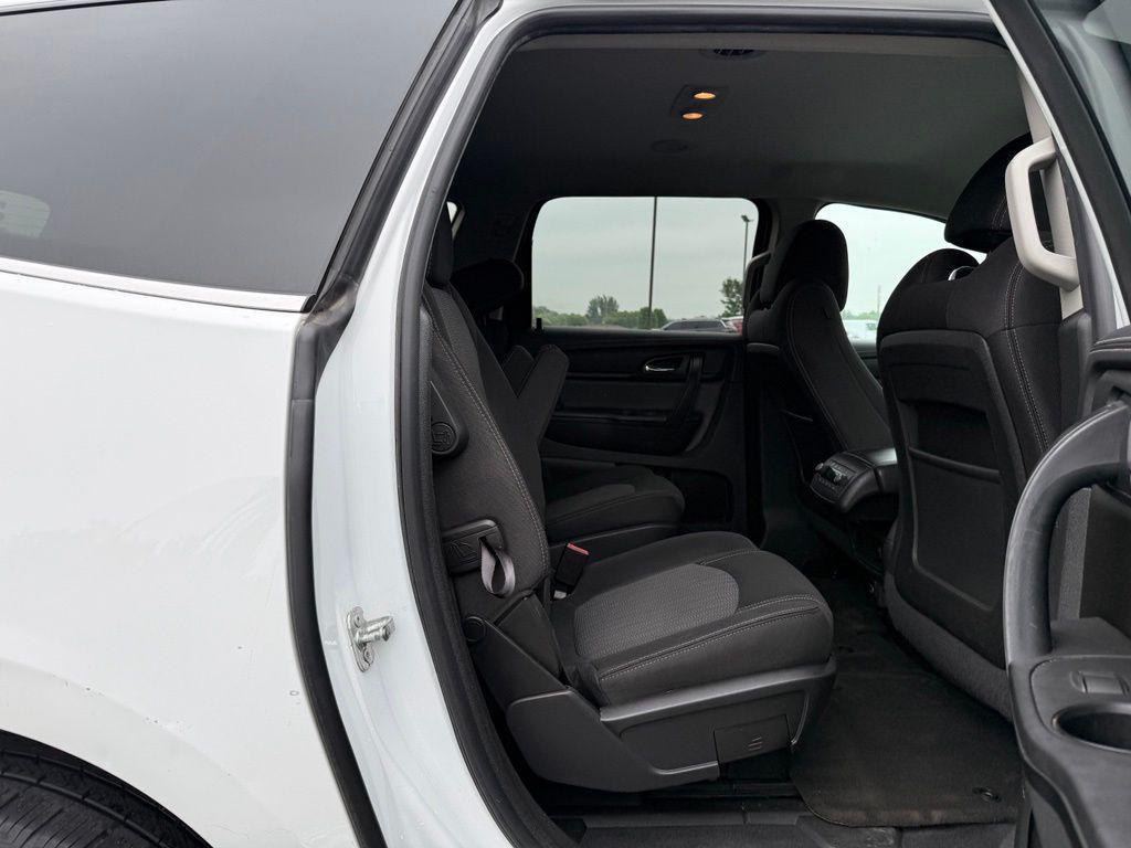 used 2017 Chevrolet Traverse car, priced at $11,544