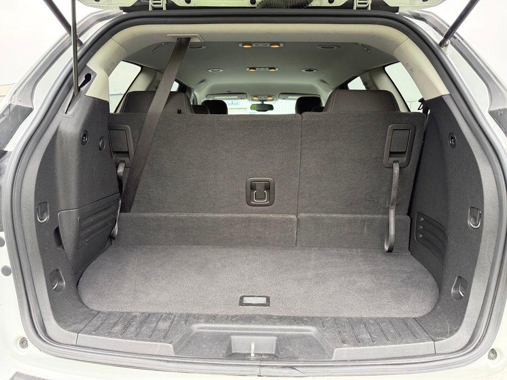 used 2017 Chevrolet Traverse car, priced at $11,544