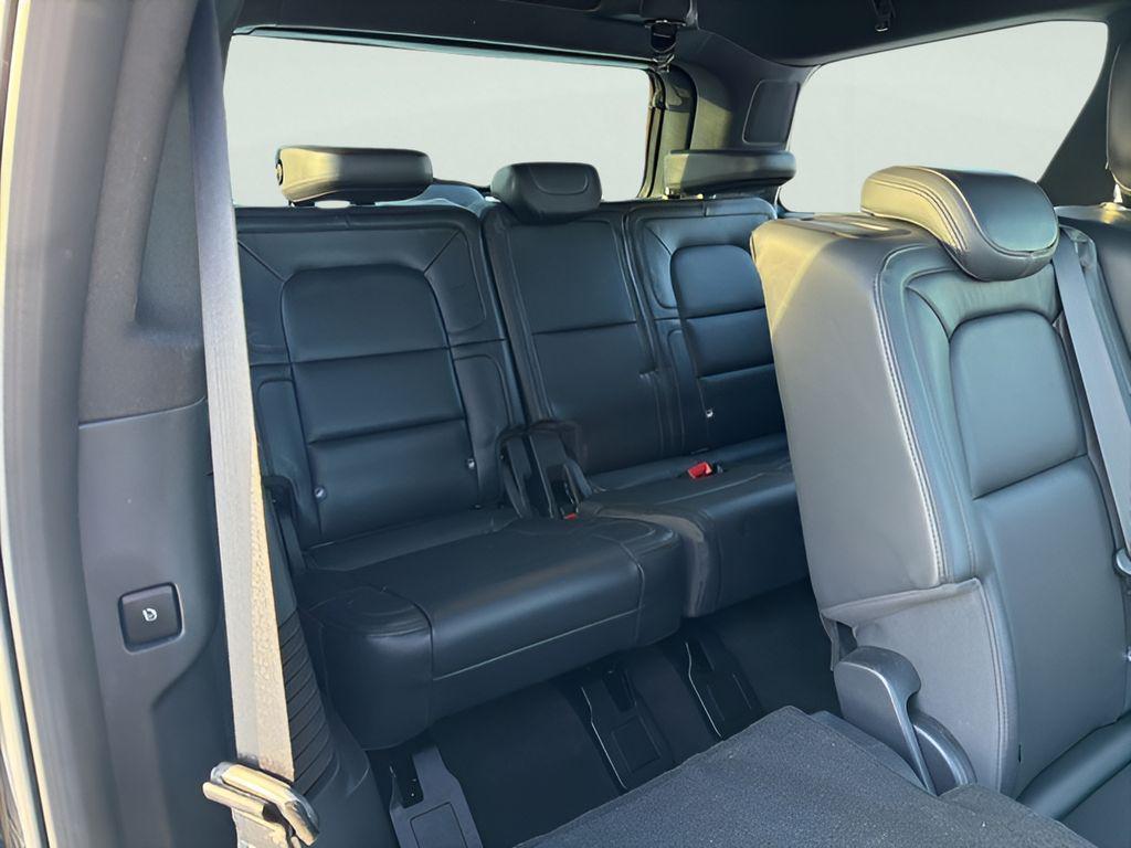 used 2024 Lincoln Navigator car, priced at $68,995