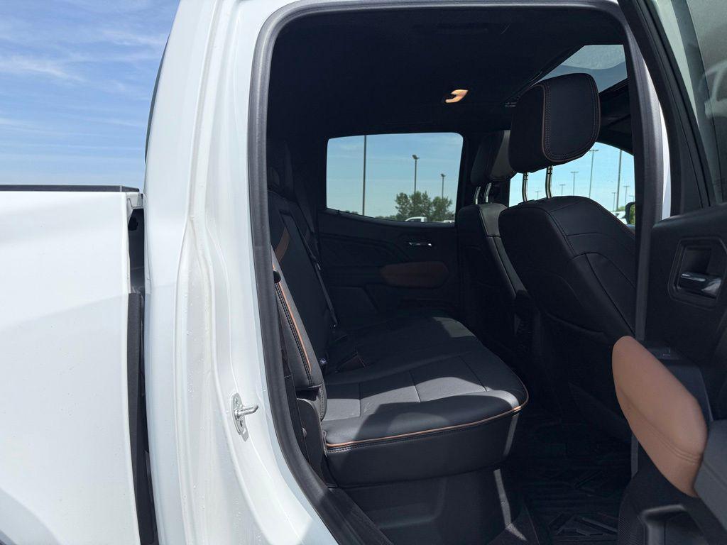 used 2024 GMC Canyon car, priced at $39,744