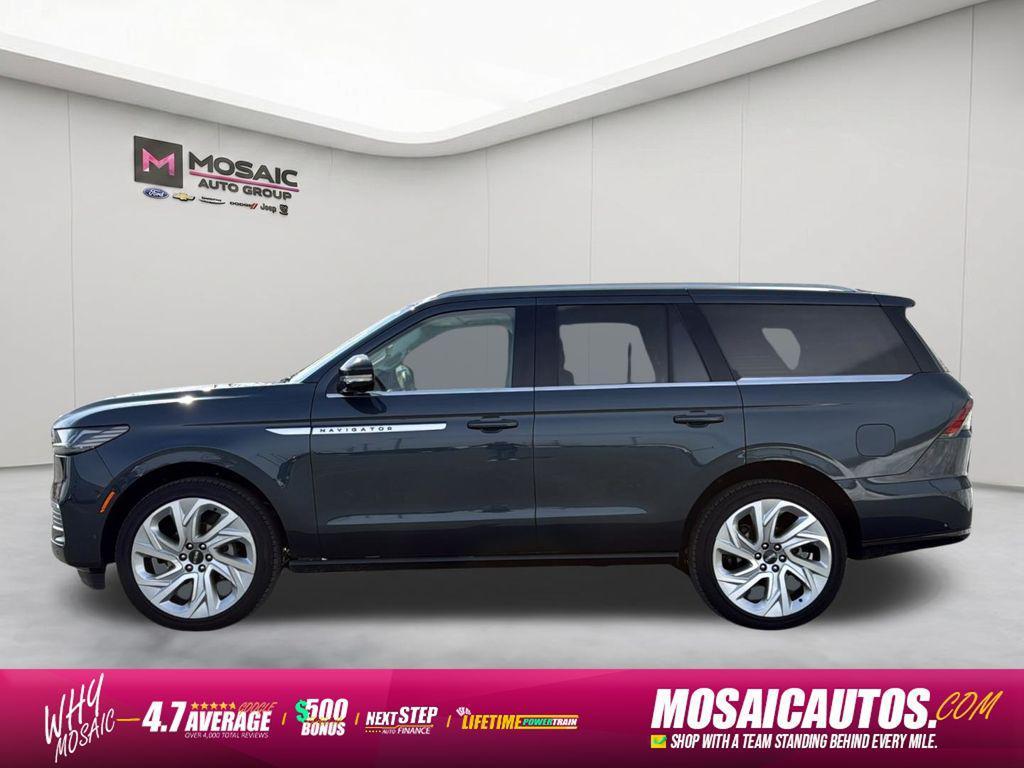 used 2025 Lincoln Navigator car, priced at $84,495