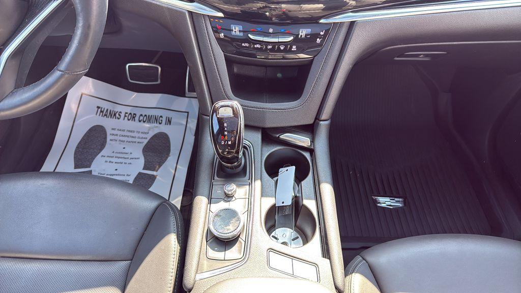 used 2024 Cadillac XT6 car, priced at $44,495
