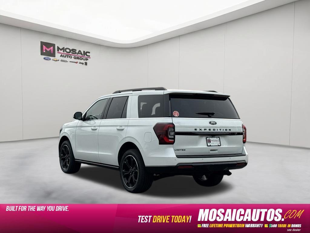 used 2024 Ford Expedition car, priced at $57,744