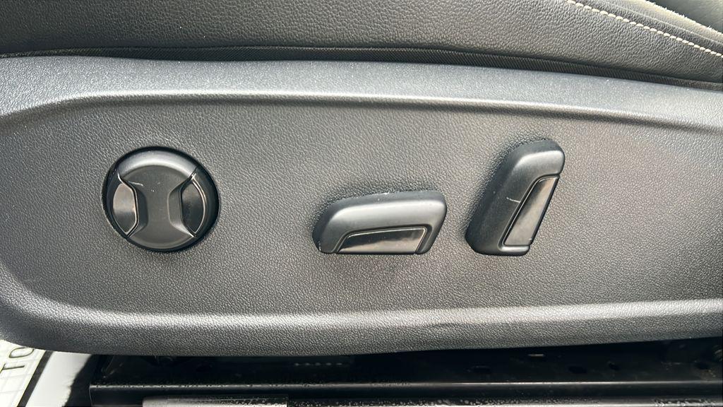 used 2024 Volkswagen Jetta car, priced at $18,283