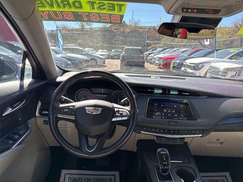 used 2023 Cadillac XT4 car, priced at $23,995