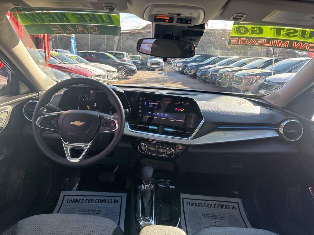 used 2025 Chevrolet Trax car, priced at $21,995