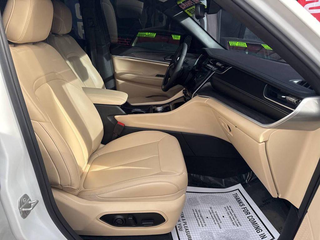 used 2024 Jeep Grand Cherokee car, priced at $26,495