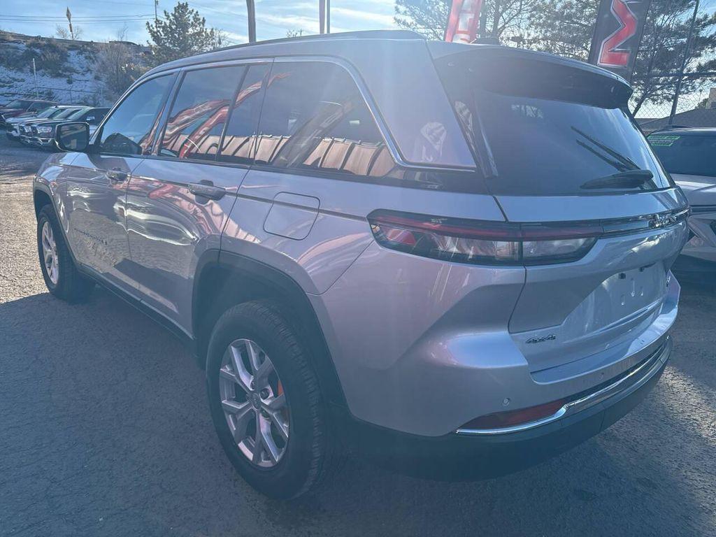 used 2022 Jeep Grand Cherokee car, priced at $23,495