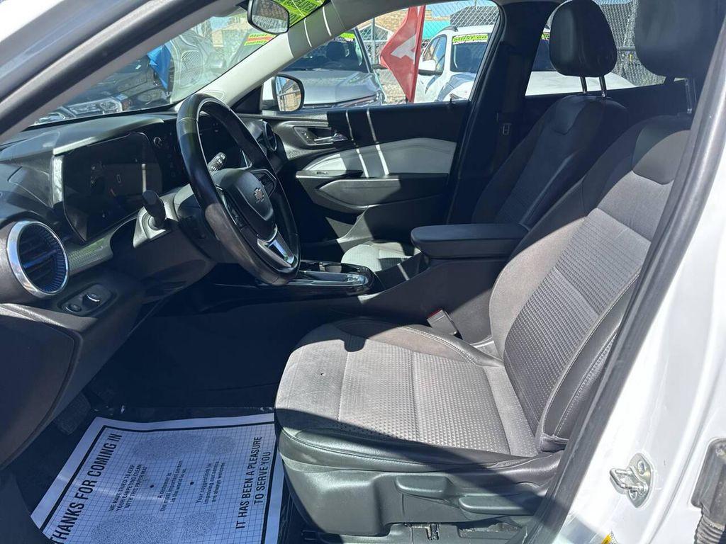 used 2025 Chevrolet Trax car, priced at $19,995