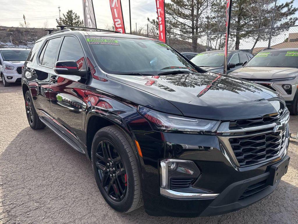 used 2022 Chevrolet Traverse car, priced at $31,495