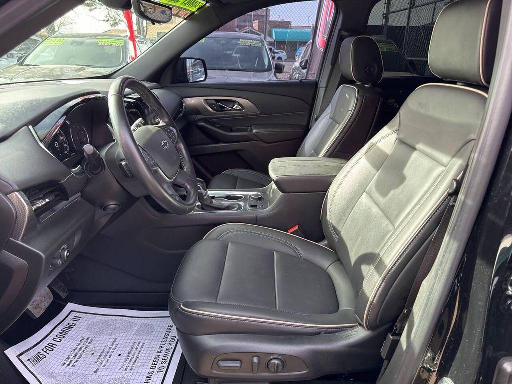 used 2022 Chevrolet Traverse car, priced at $31,495