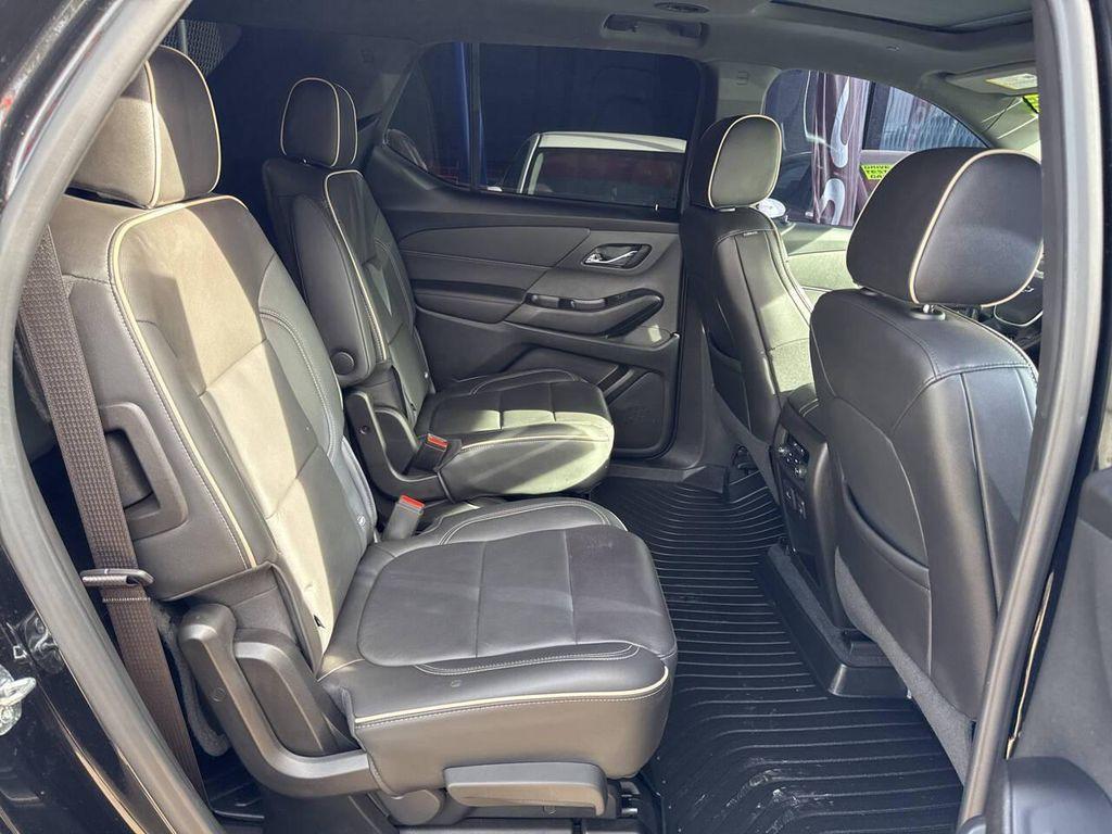 used 2022 Chevrolet Traverse car, priced at $31,495