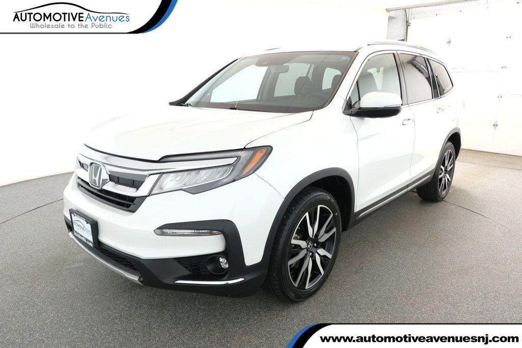 used 2022 Honda Pilot car, priced at $30,195