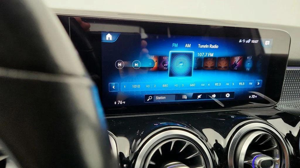 used 2020 Mercedes-Benz GLB 250 car, priced at $22,595